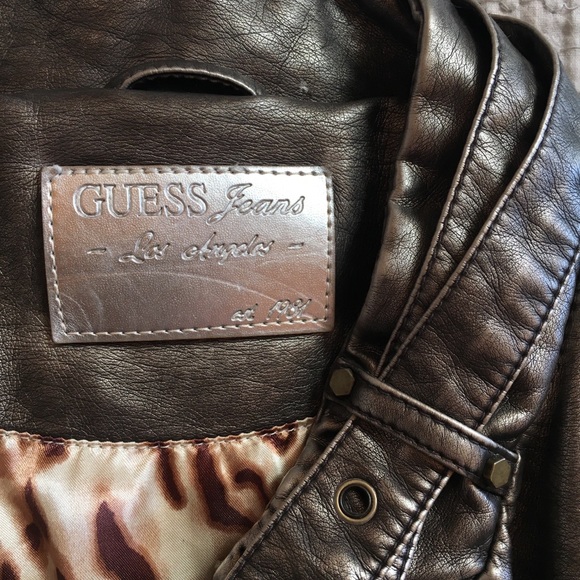 Guess dull brown leather jacket - Picture 2 of 7